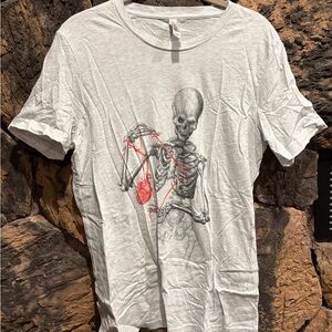 Hot Topic White Skeleton Graphic Tee